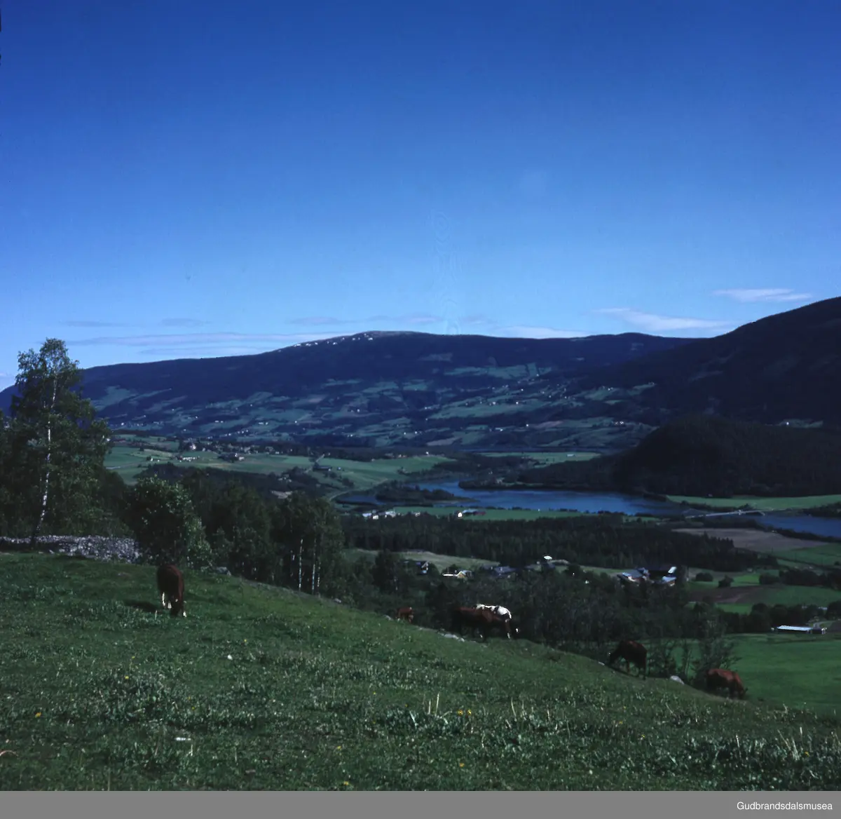 Vinstra Turistkontor: Fra Kile-veien mot Hundorp