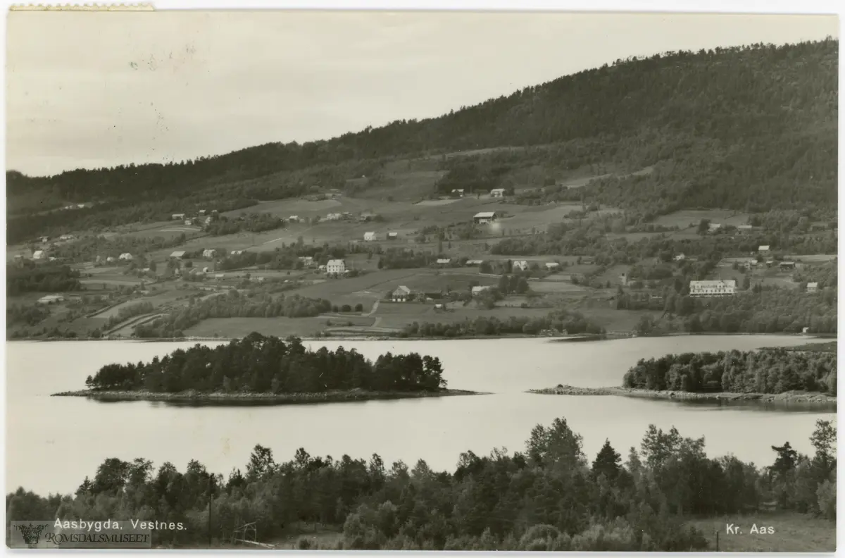 Aasbygda, Vestnes