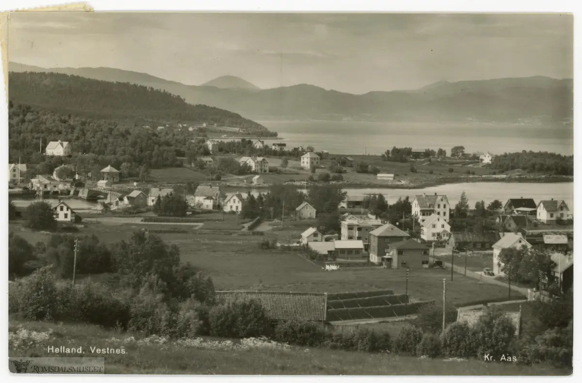 Helland, Vestnes