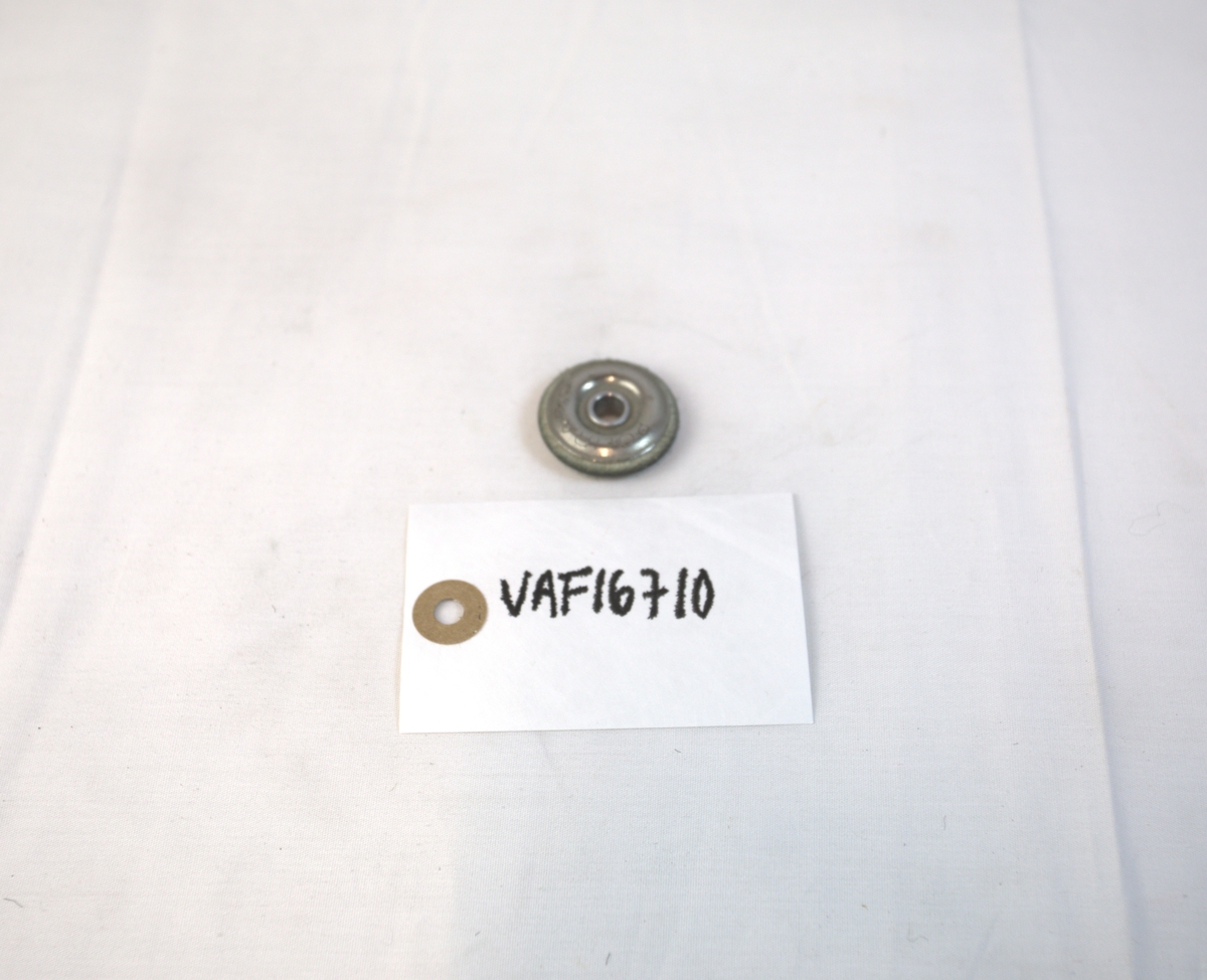 Polerstikkel brukt som verktøy i gullsmedvirksomhet. Stikkelen har en liten børstekant. 