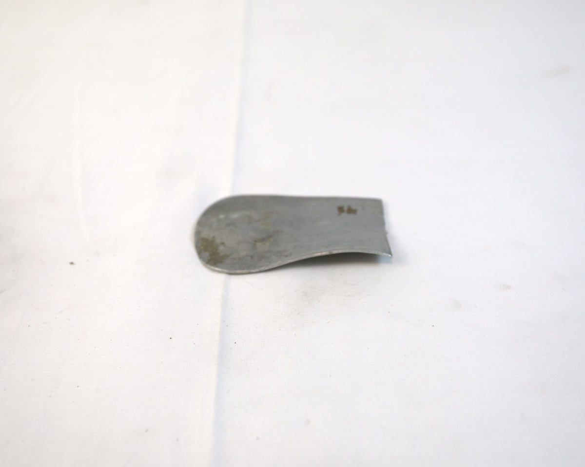 Metall fra gullsmedvirksomhet.