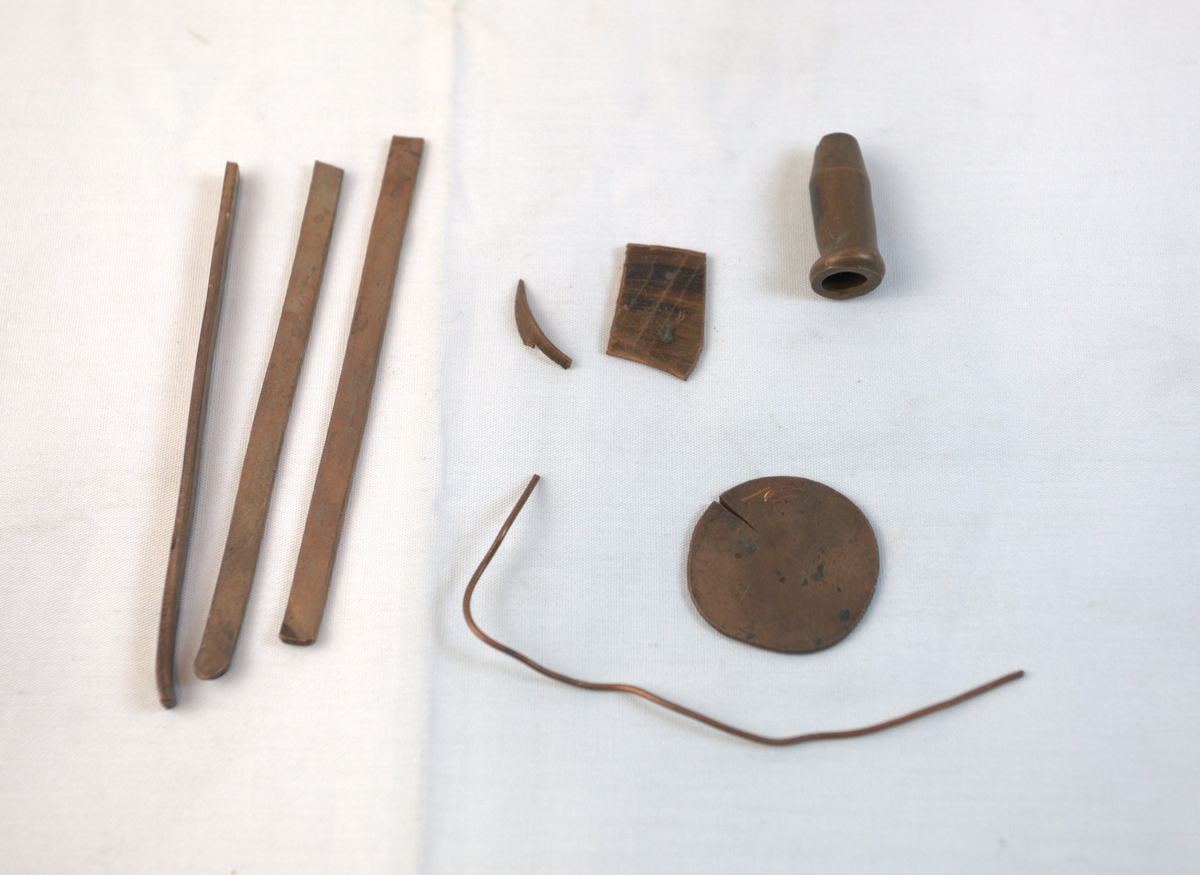 Materiale til bruk i gullsmedvirksomhet av kobber.