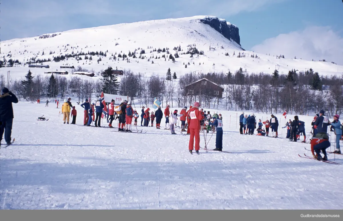 Vinstra Turistkontor: Slalåmbakken - Gausdal H.hotell
