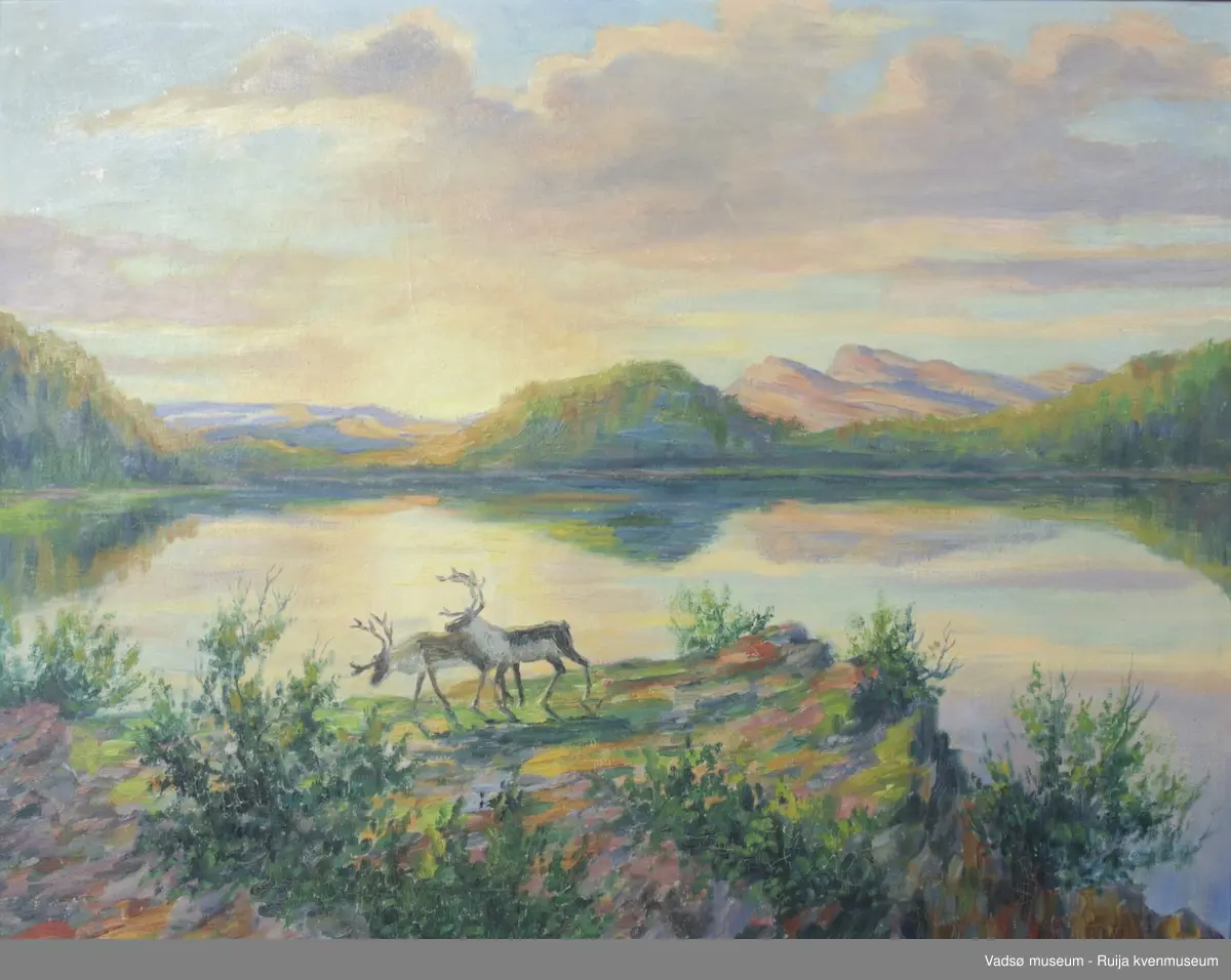 Olje på lerret. Rift i venstre rammehjørne. Uvisst dato, men signaturen går under rammen. Noen krakeleringer i maleriet, særlig nedre høyre hjørne