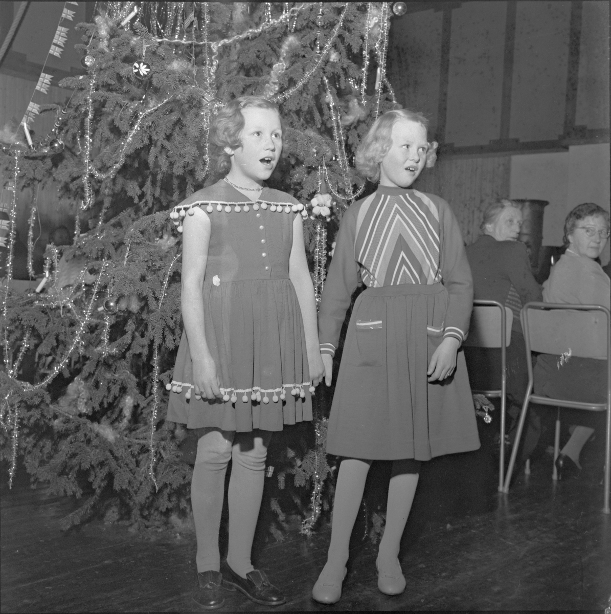 Barnesanitetsforeningen Småplukk arrangerer juletrefest for eldre