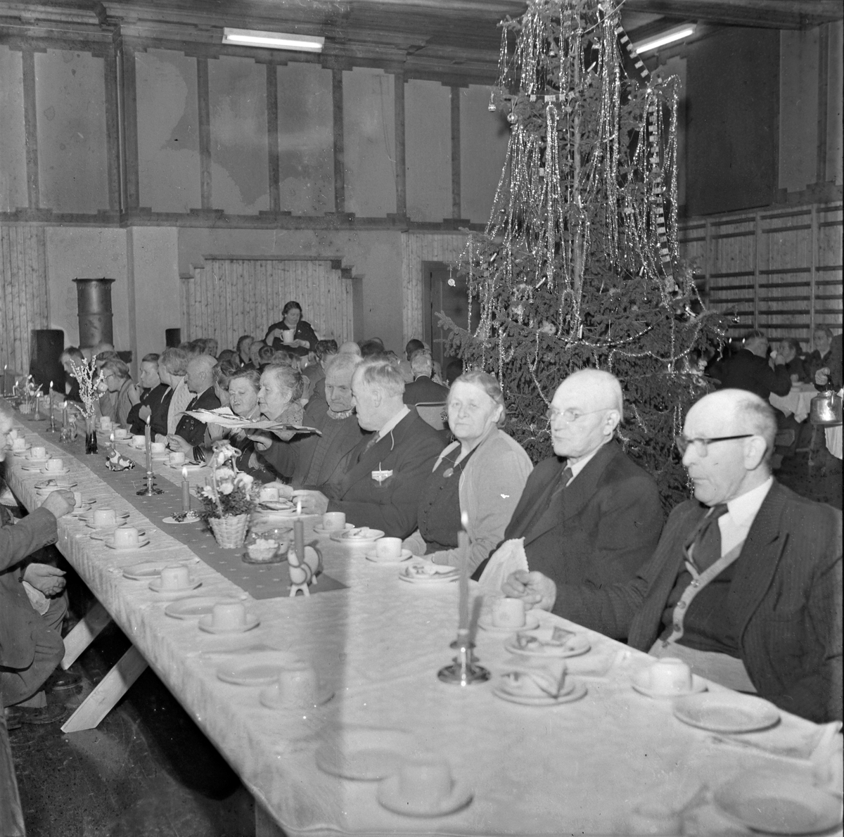 Barnesanitetsforeningen Småplukk arrangerer juletrefest for eldre