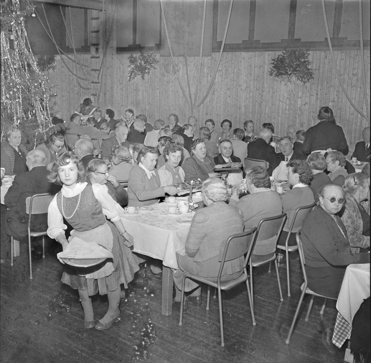 Barnesanitetsforeningen Småplukk arrangerer juletrefest for eldre