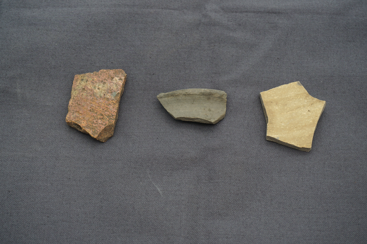 Keramik och kritpipor från Getakärr.