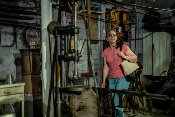 Elev i et mekanisk verksted