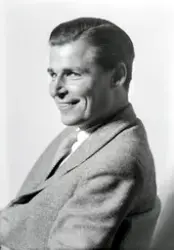 Hamar, portrett direktør Gudbrand Søberg (1917-1983), Victor