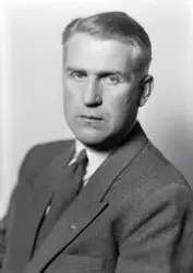 Hamar, portrett disponent Andreas Murstad (1915-1997)