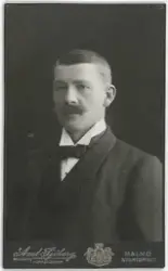 Porträtt på en okänd man.