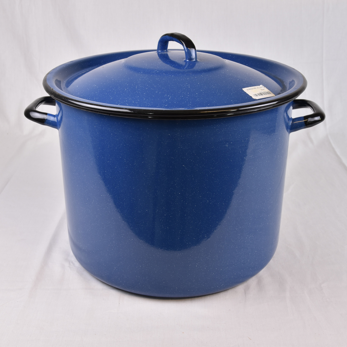 Blå, emaljert kjele på 14 liter med lokk.