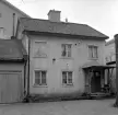 Gårdshus till Hunnebergsgatan 16 i Linköping. Foto 1961.