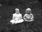 Dals Rostock. Två små barn