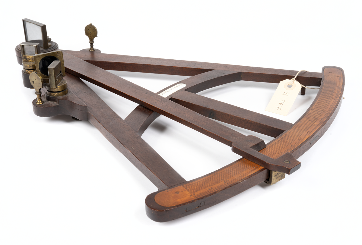 Oktant av mahogny från expeditionsfartyget VEGA.