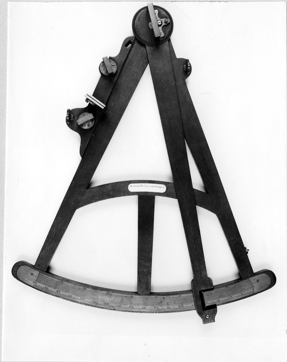 Oktant av mahogny från expeditionsfartyget VEGA.