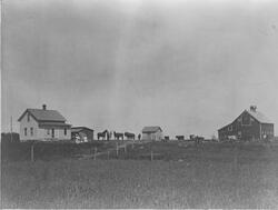 Gunhild og Nils Jønstads farm i Nord-Dakota, rundt 1920.