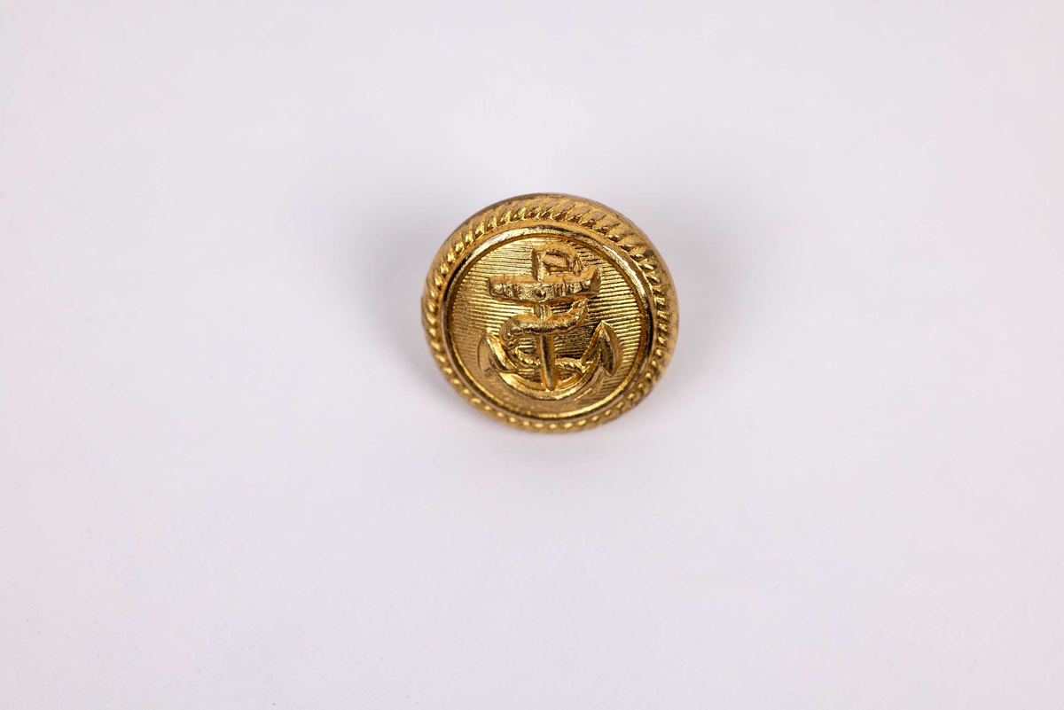 Knapper med motiv av anker.