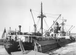 Greaker Cellulosefabrikk, Greåker, Tune. Russisk skip ved ka