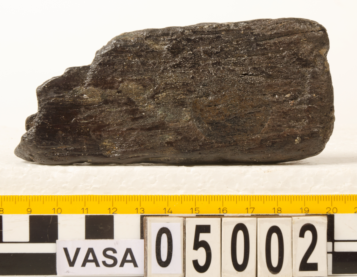 Profilerad och snedskuren del till hyvel.

För mer information se Dokumentationsblankett under Referenser – Länkade filer.