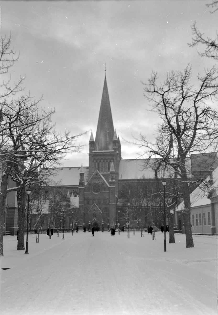 Folk som gikk til kirken, 1. juledag