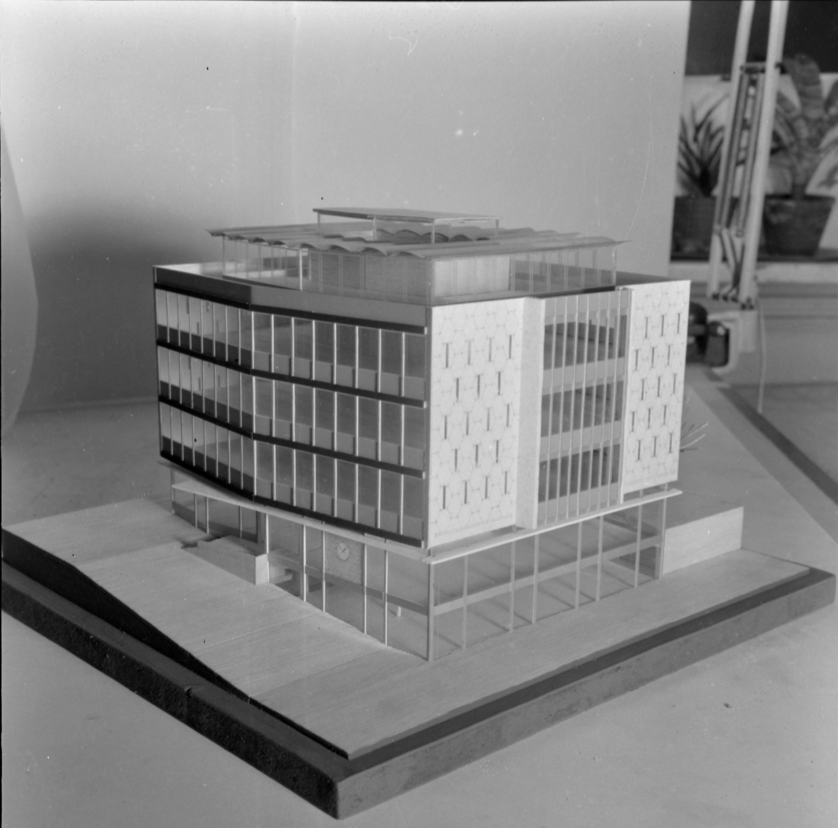 Modell av ny forretningsgård i Kongens gate 49