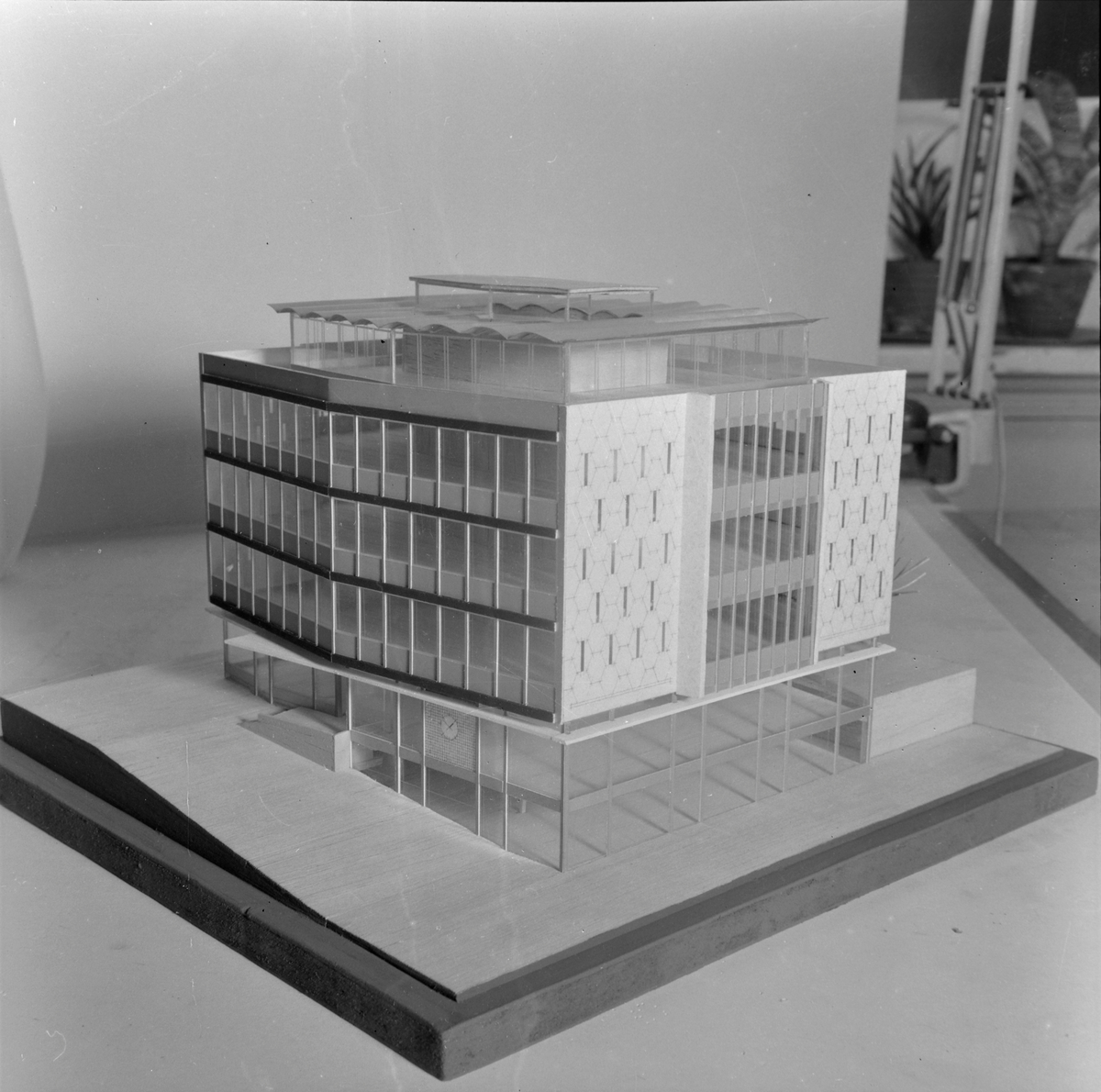 Modell av ny forretningsgård i Kongens gate 49