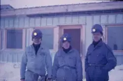 Portretter av direktører og generaldirektører. Kart.