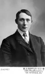 Skøyteløper Ole Mamen, portrett, visittkort.
Ole Mamen (født