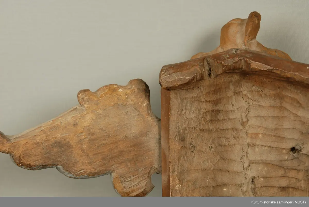 Seraf hode med vinger