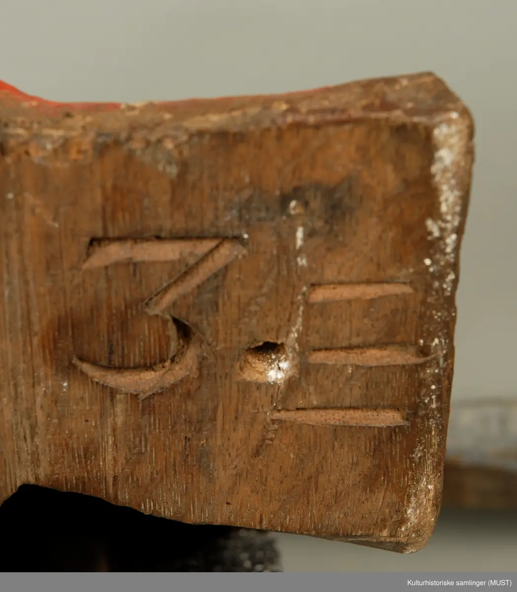 Seraf hode med vinger