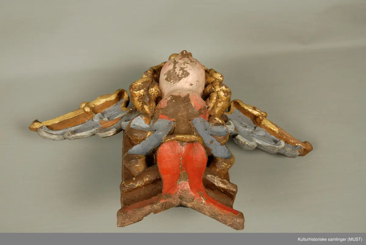 Seraf hode med vinger