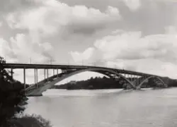 Västerbron, Stockholm. Ur album: Motala Verkstad 10 okt 1936