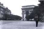 Foto av Triumfbågen i Paris, 1921.