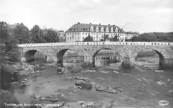 Bild 6 finns även i ett mindre format som sv/v.   Anteckning