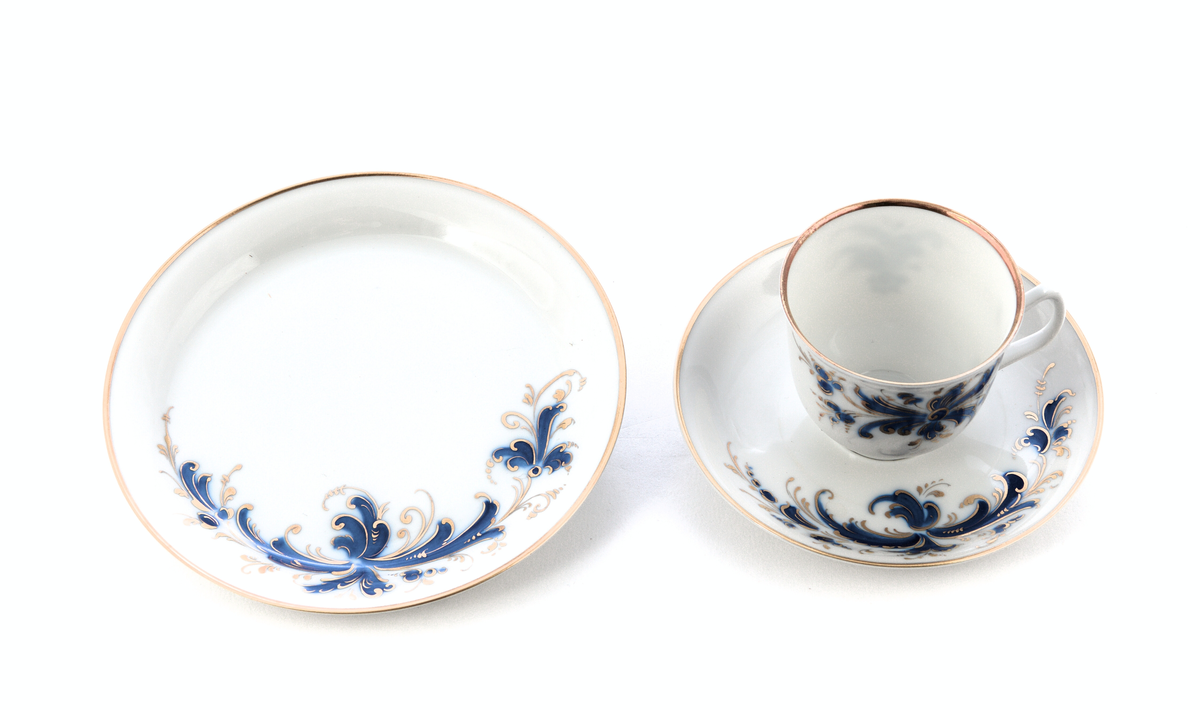 Kaffeservise for 12 personar.