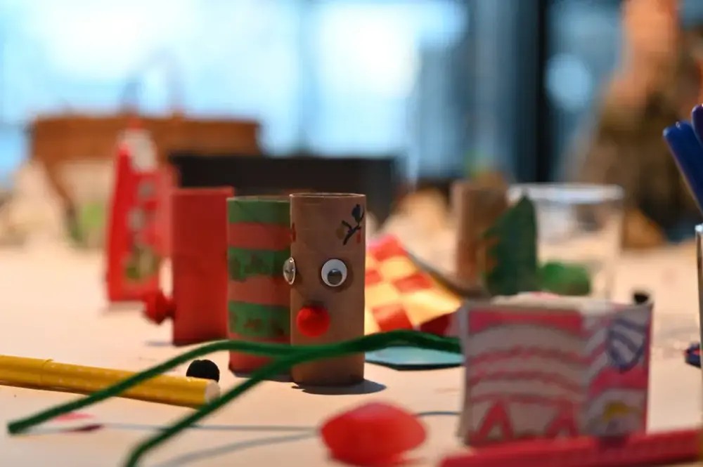 Bilete av dorullreinsdyr.