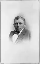 Portrettbilde av Ulrik Wilhelm Møller Graff.
Født 19.12.1855