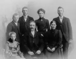 Bruksarbeider Ole Olsen Kolbergbråten og kona Johanne (Jossa