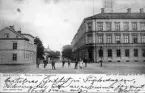 Del av Östra Storgatan i Jönköping. Vykort skickat 1902-10-25.