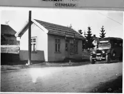 "Fiskebua" på Lena, antatt fotografert ca. 1930. Den lå omtr