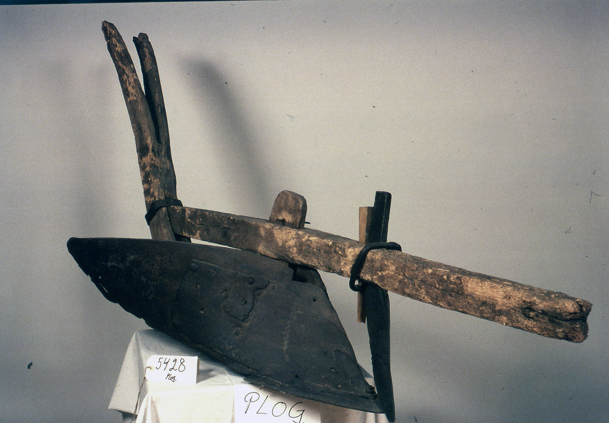 Plog -Västergötlands museum / DigitaltMuseum