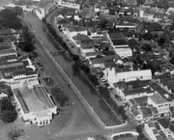 Tyske propagandabilder fra andre verdenskrig.

Flyfoto fra J