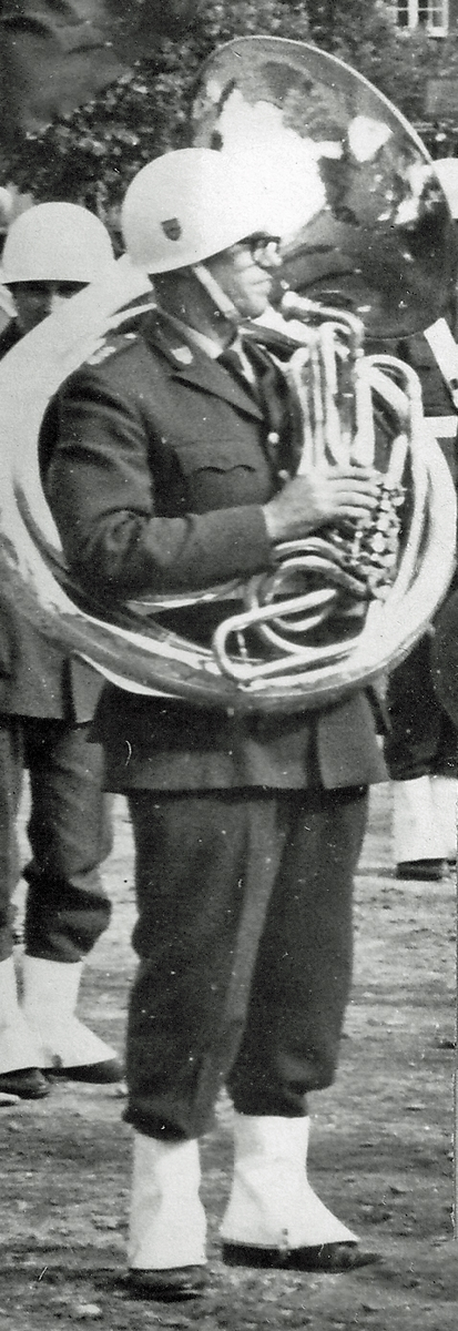 Sex bilder från regementets dag vid Skaraborg regemente 1968-09-14.