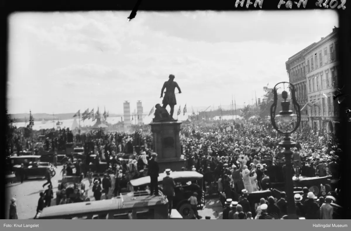 Rådhusplassen. Oslo.