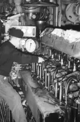 Sjöman i maskinrum