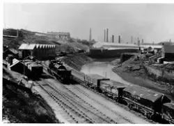 Fra kobberverket i Hafod, eid av "Vivian and Son's". En ser 