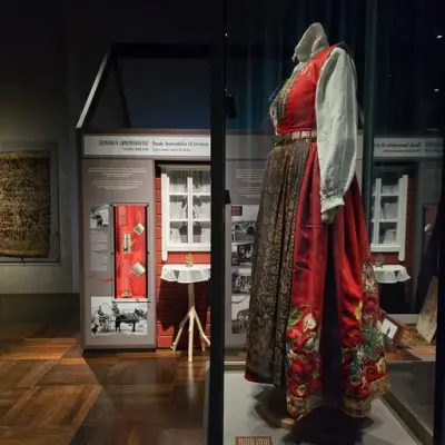 Besøk Folk i bevegelse i Normoria