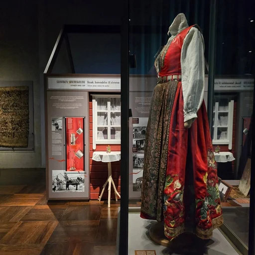 Besøk Folk i bevegelse i Normoria